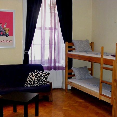 11Th Hour Cinema Hostel Будапешт Номер фото